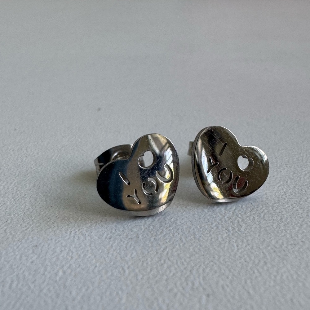 Heart Shaped 'I Love You' Earrings - Picture 2 of 6